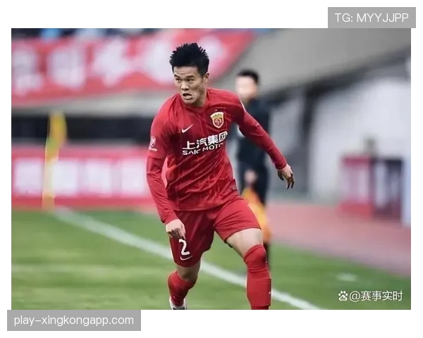 大连英博孙康博李昂后防补充 经验丰富老将稳定球队防守体系